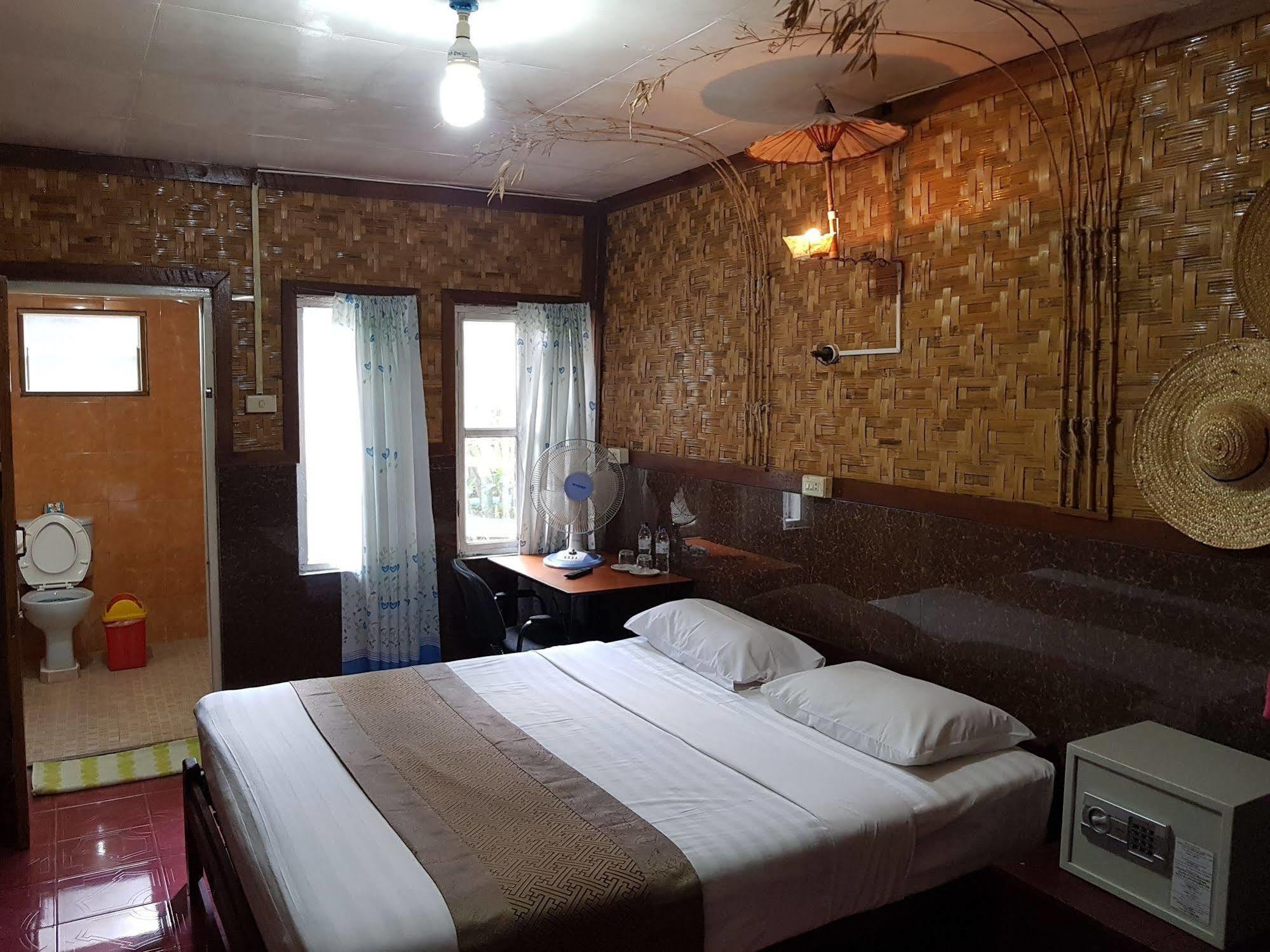 Mingalar Inle Lake
